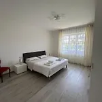 Lägenhet Rajmonda *