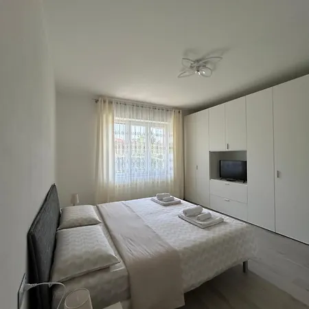 Appartement Rajmonda Luino